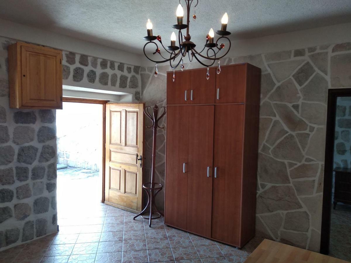 Old House Perast Apartment Bagian luar foto